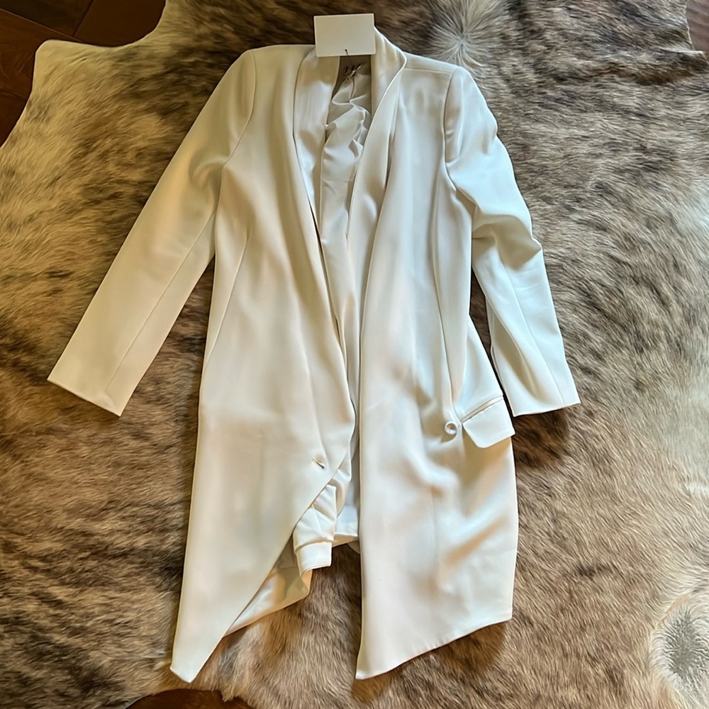 🥂 Haute Hippie white tuxedo blazer